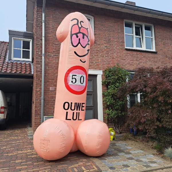 Opblaasbare ''ouwe lul'' 3,5 meter