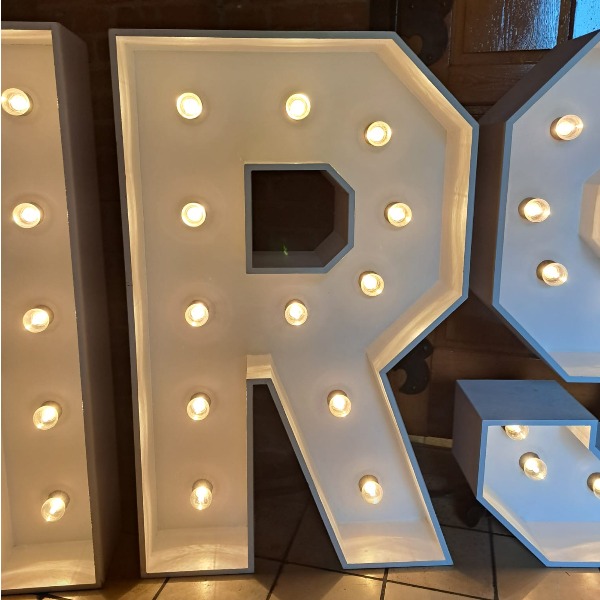 Lichtletter (R)