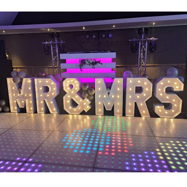 MR & MRS Lichtletters